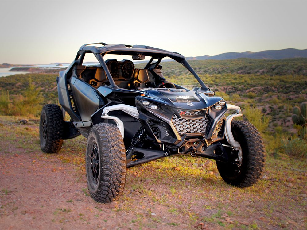 CAN-AM Maverick R - Kit de Montage pour Capot